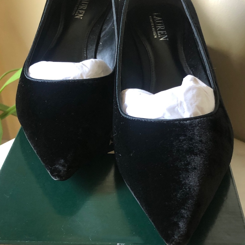 Lauren Ralph Lauren Black Velvet Kitten Heel Pumps - Picture 4 of 6